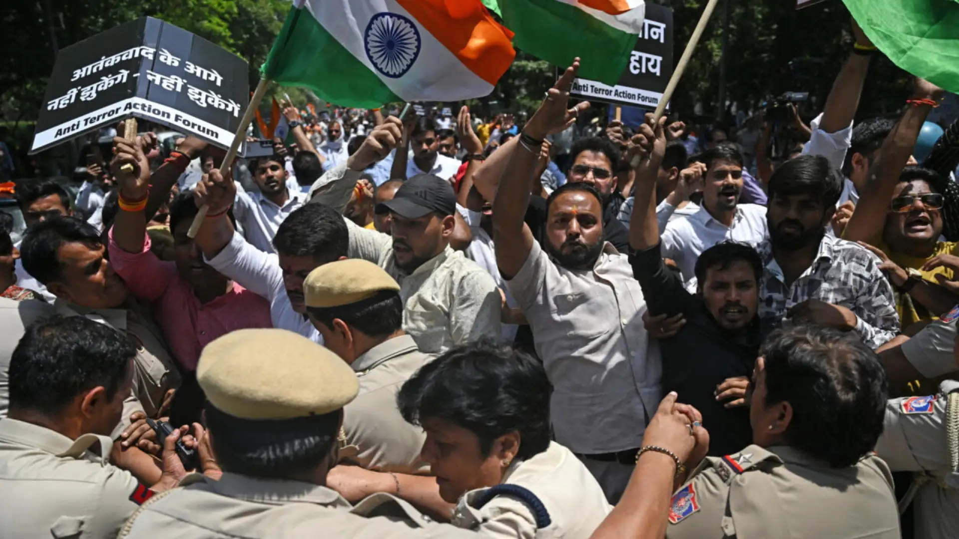 Kashmir stares at tourism slump as tensions rise after deadly attack