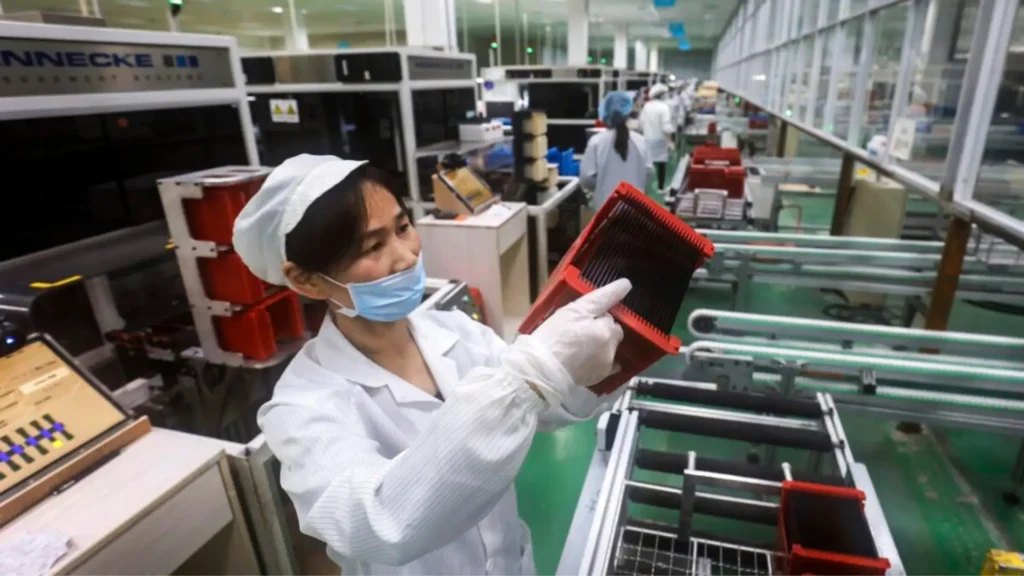 Asian Factories Struggle Amid U.S. Tariff Uncertainty