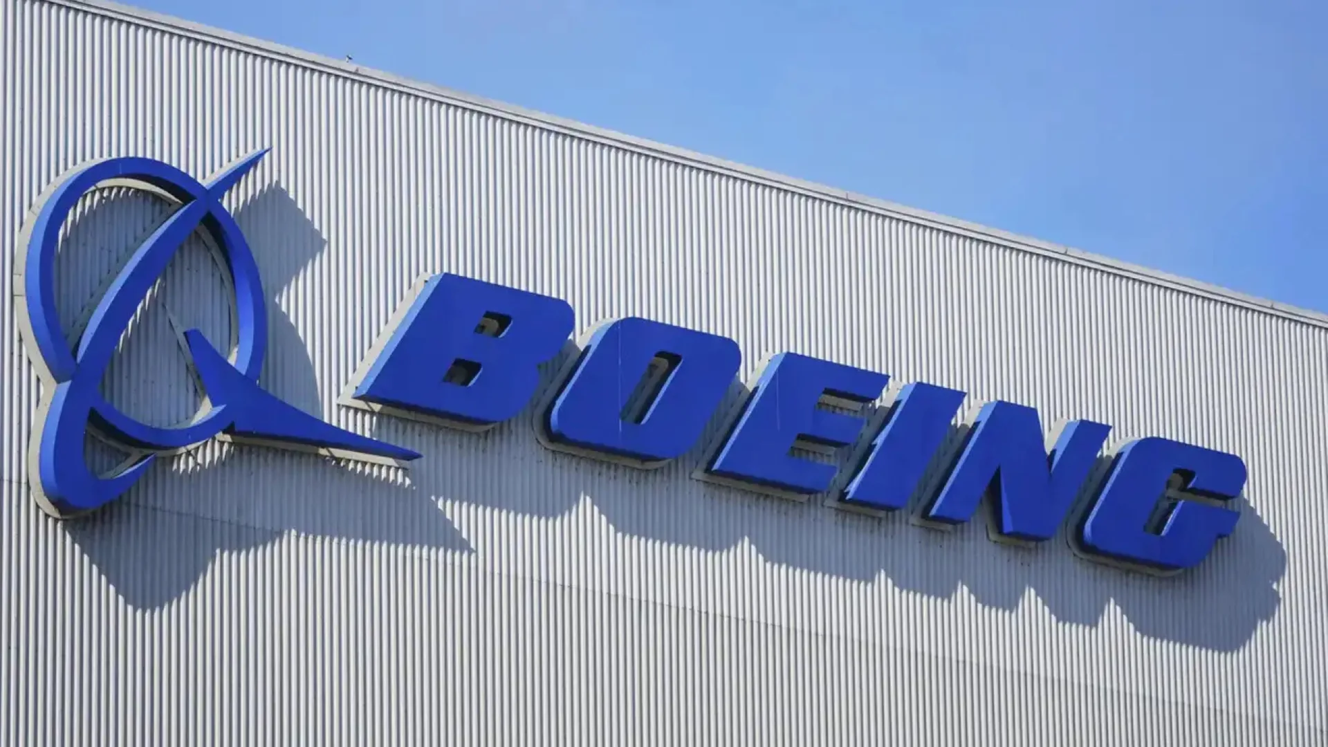 Boeing Union Members Reject Contract Offer – Strike Looms