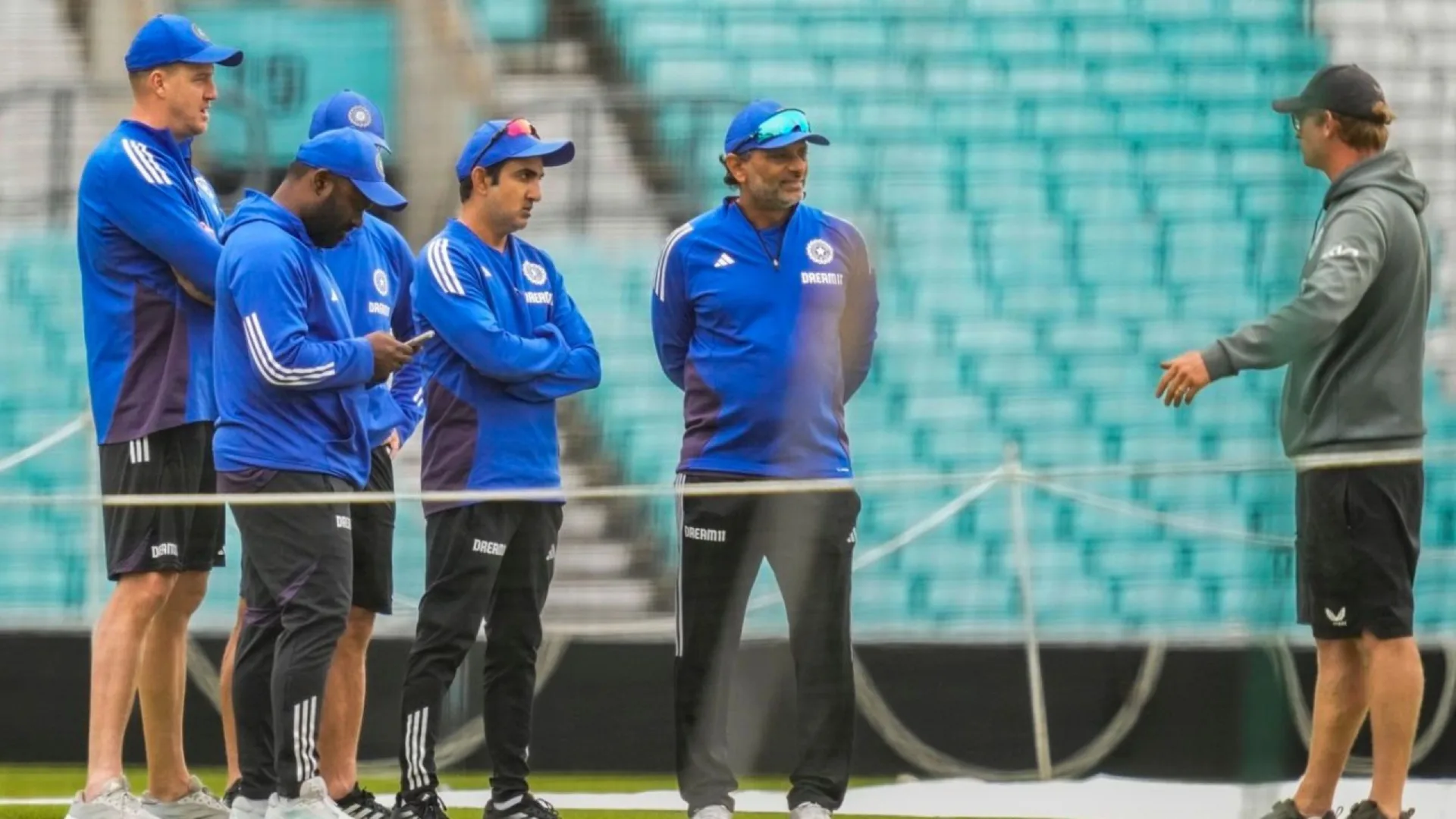Gambhir vs Ground Staff Heated Pitch Inspection Ahead of Final Test
