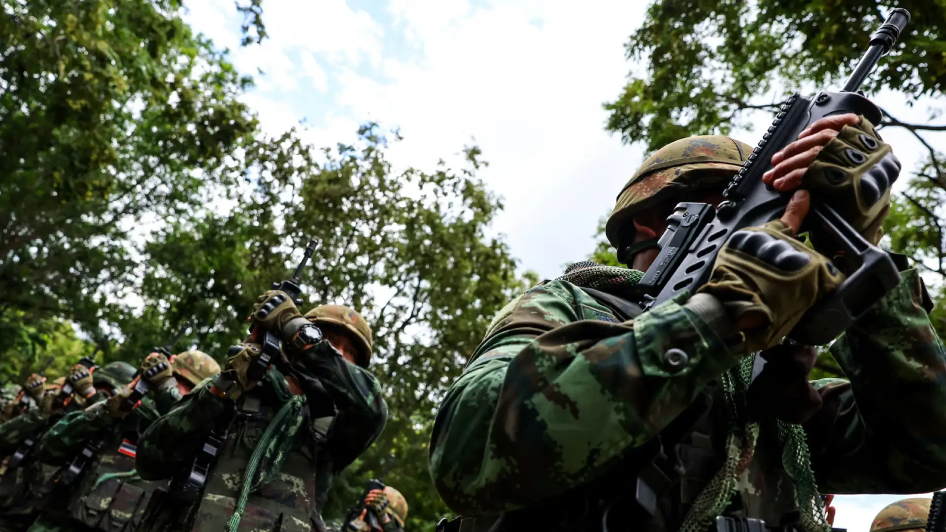 Thailand Deploys F-16 in Escalating Border Clash with Cambodia